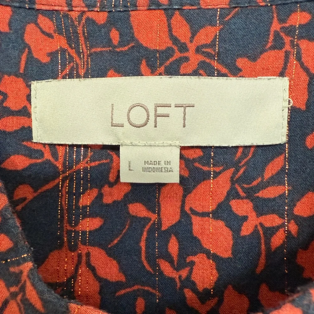 Loft Women’s Large Floral Red w/golden threading button front cotton top. - Picture 6 of 11